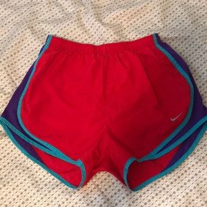 Nike Dri-Fit Shorts - S